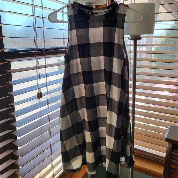 Plaid Dress - Picture 2 of 5